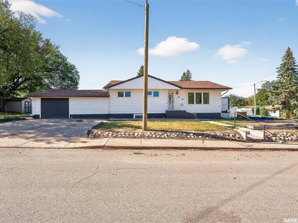 801 Vaughan STREET, Moose Jaw, SK S6H 5N6
