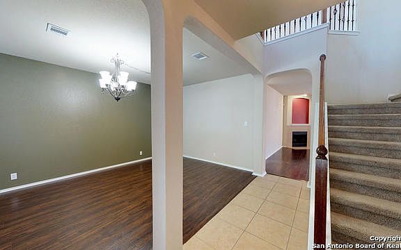 2nd image of 314 Loch Lomond Dr