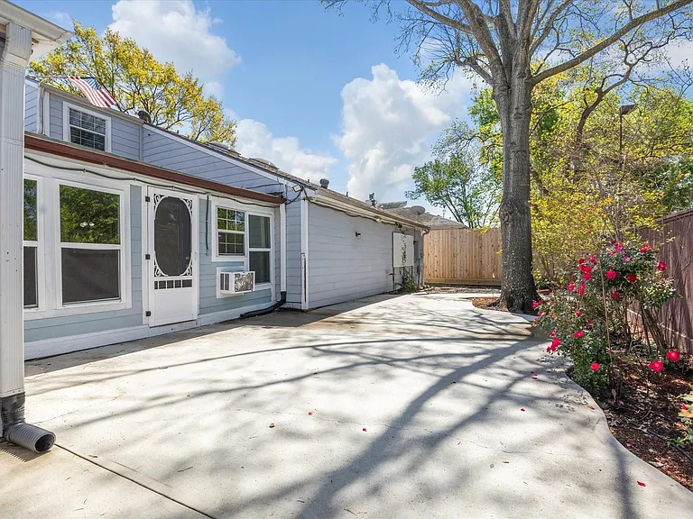 3302 Chris Dr — Photo 26