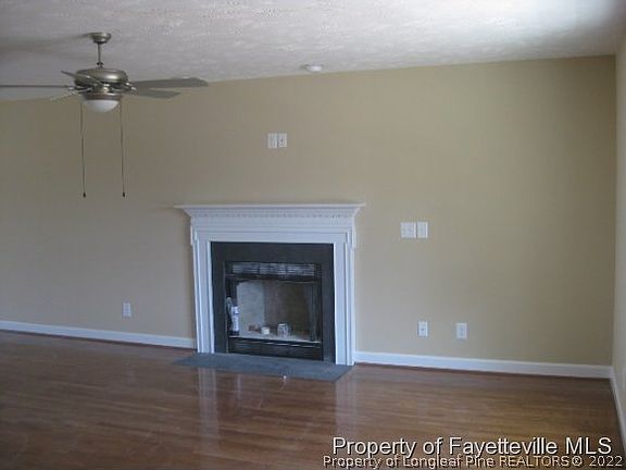 3rd image of 46 Eisenhower Lot 72