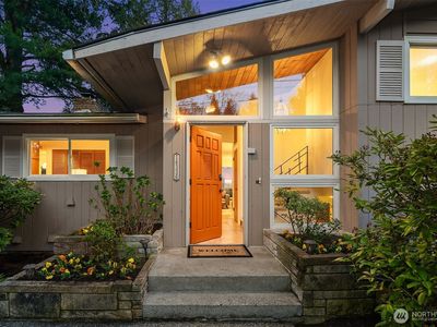16336 34th Avenue NE, Lake Forest Park, WA, 98155