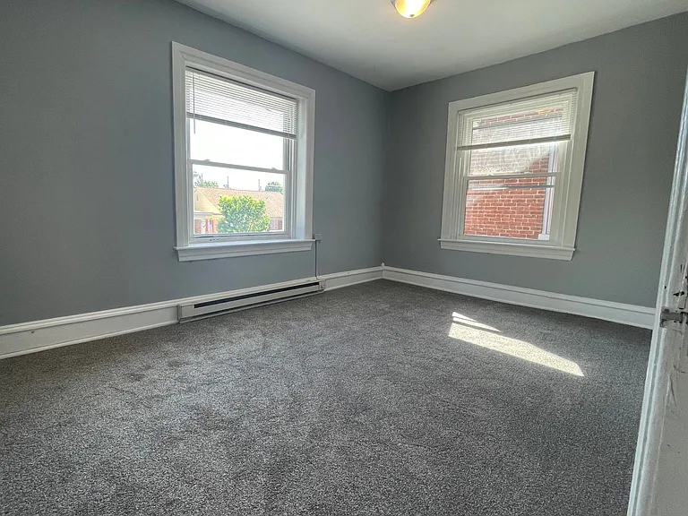 520 Main St #2 — Photo 17