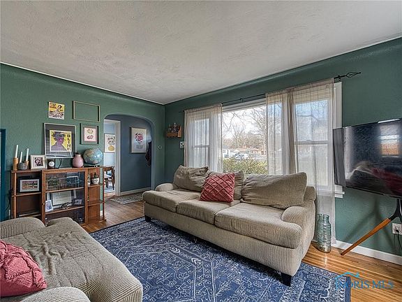 5th image of 4829 Harvest Ln