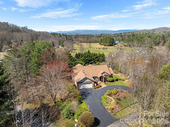 2nd image of 17 Ashton Forest Ct