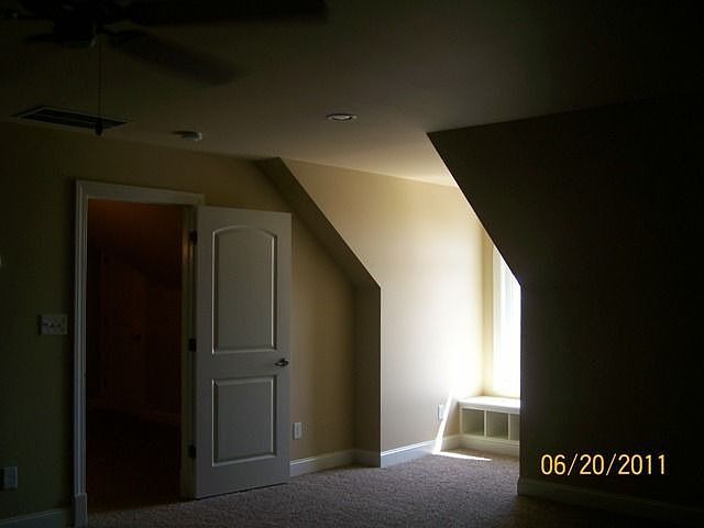 2nd image of 363 Roseberry Cir