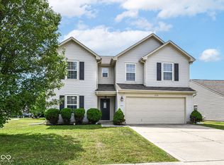 6338 Clary Ln, Greenwood, IN 46143