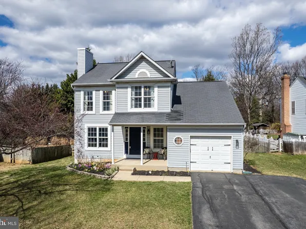 1056 Caren Dr, Sykesville, MD 21784