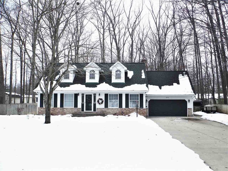 1st image of 211 Seneca Trl