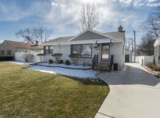 325 W Madison St, Villa Park, IL