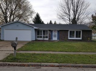 1081 Sebring Dr, Elgin, IL 60120