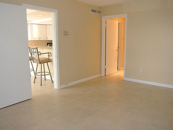 5th image of 6482 Miami Lakes Dr E