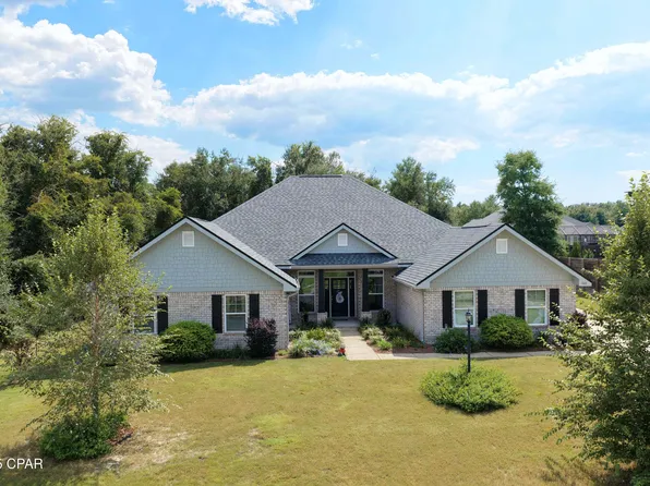 160 Lake Merial Blvd, Southport, FL 32409