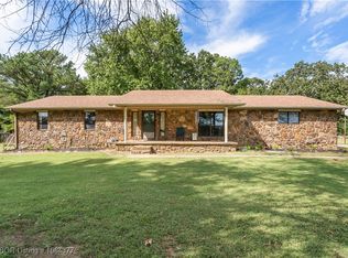 103861 Us Highway 59, Sallisaw, OK 74955
