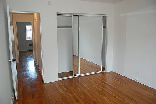 231 N Ridge Ave — Photo 3