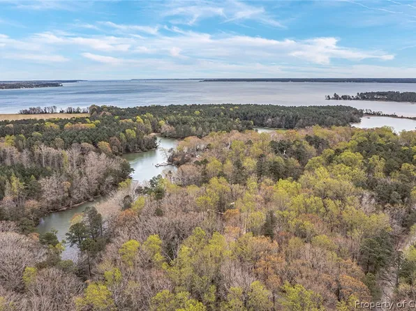0 Piney Bend Dr, Lancaster, VA 22503