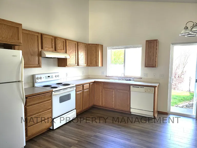 2671 W Apperson Dr — Photo 3