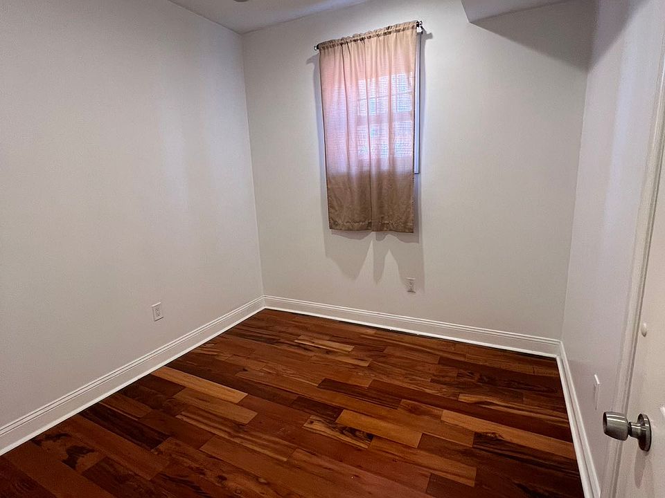 1st image of 1124 S 22nd St Floor 1