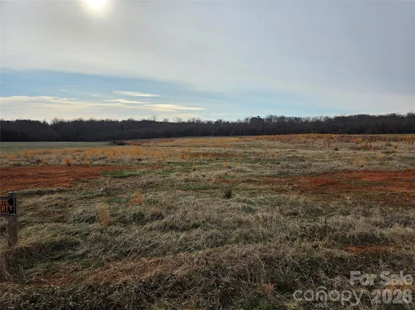 2670 Umberger Rd, Cleveland, NC 27013