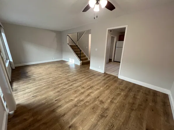 Farm Hill Manor, 3524 Farm Hill Blvd APT 9, Redwood City, CA 94061