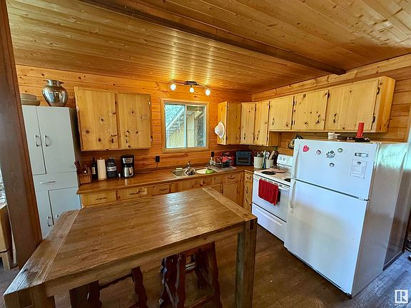 4th image of 9432 Township Road 560 #111