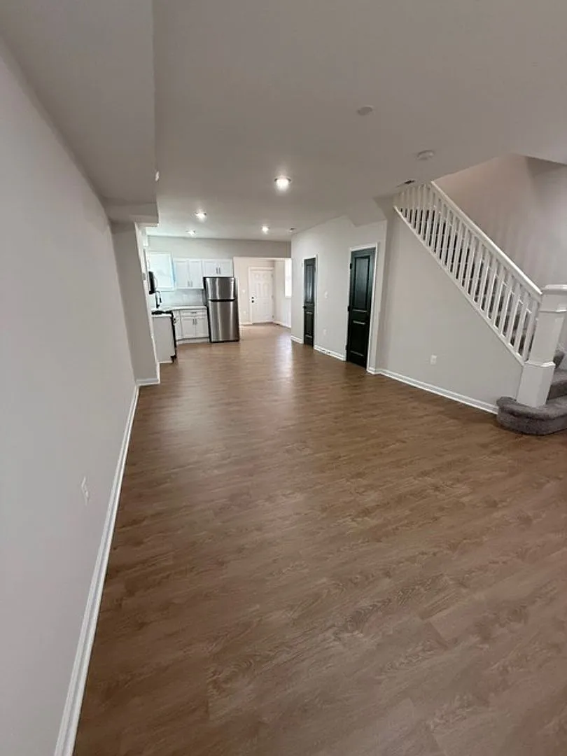 Beautifully Renovated 4BR/2.5BA Home — Photo 3