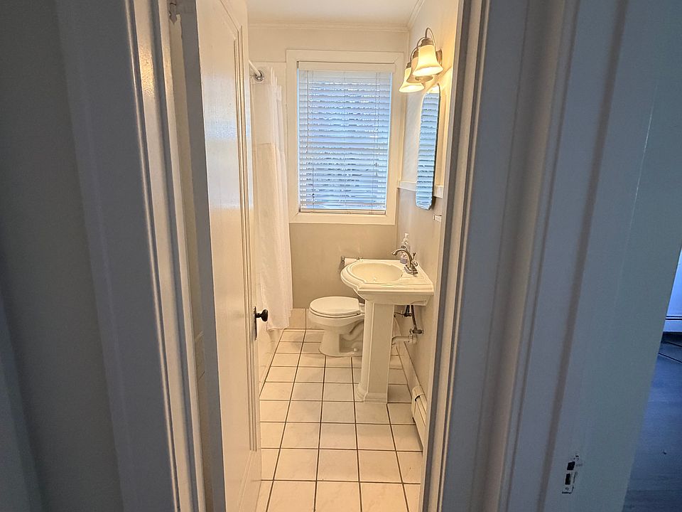 166 W Lincoln Ave #1, photo 11