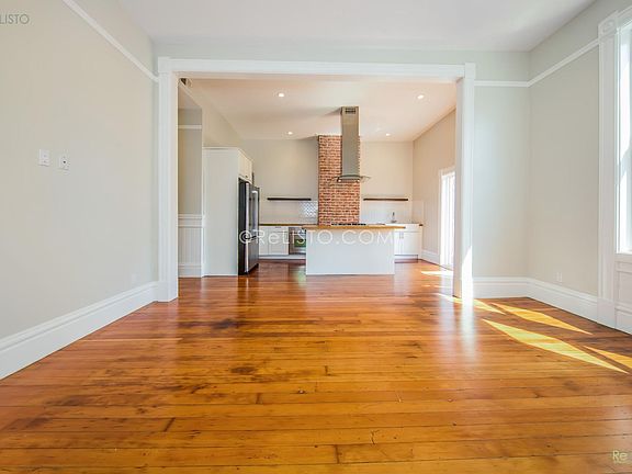 3rd image of 1333 Hayes St