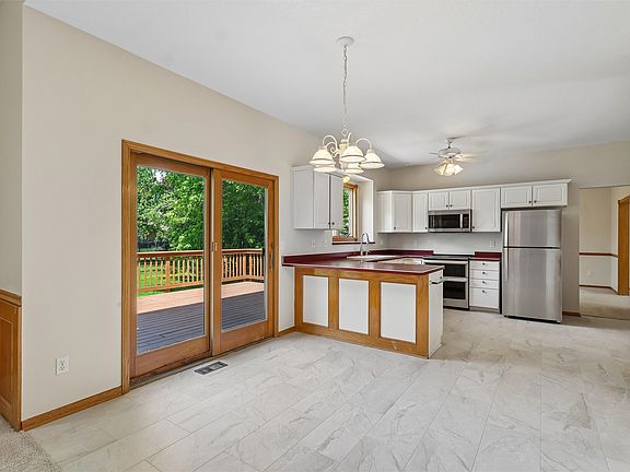 2nd image of 6195 Brookview Dr