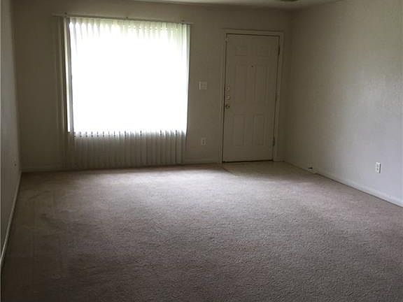 4th image of 1410 Van Zanten Ct