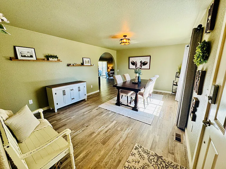3916 Concord Dr — Photo 5