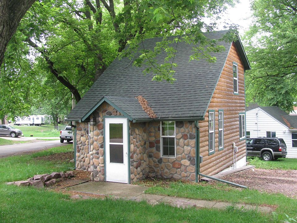 1st image of 15493 Percival Dr