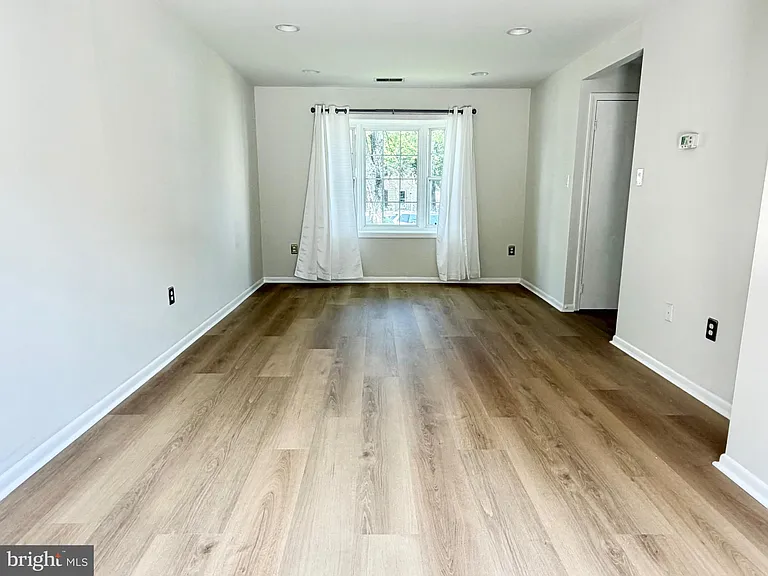 13767 Marsden Ct — Photo 6