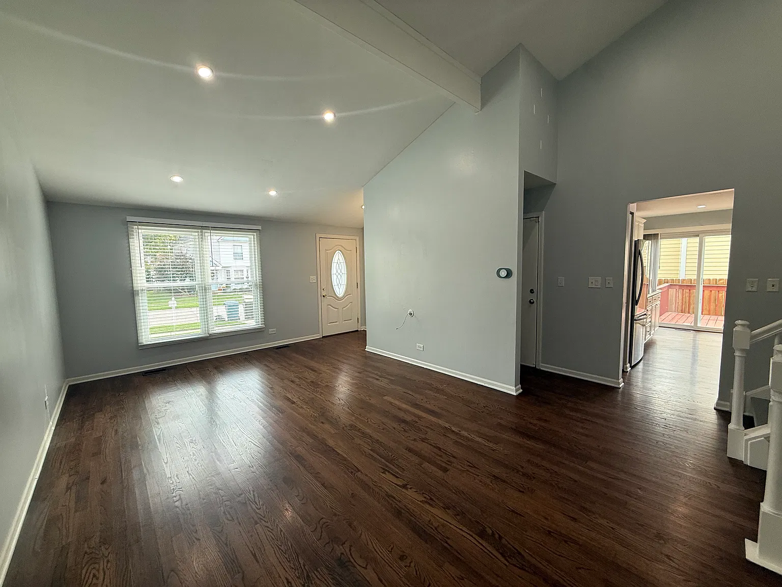 3 bed, 1600 sqft, $3,000 — Photo 4