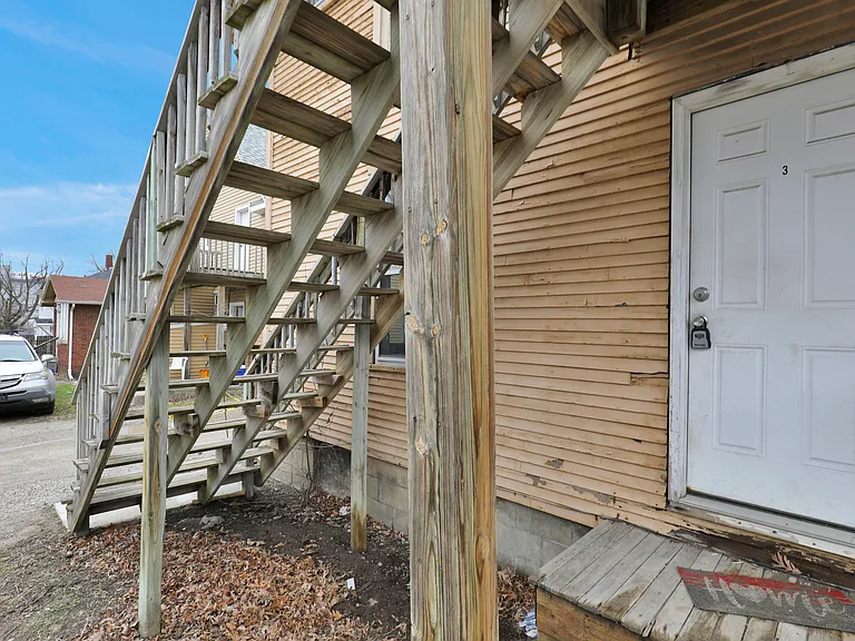 818 Vine St #3 — Photo 11