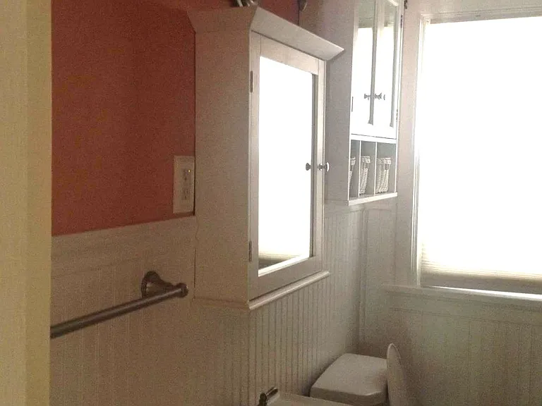 Upstairs bathroom