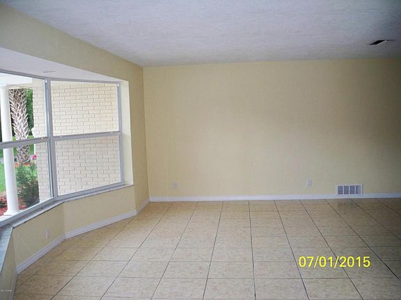 4th image of 44 S Saint Andrews Dr