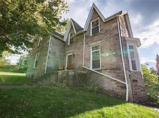 258 Vine St, Lockport, NY 14094