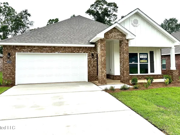 87125 Highpoint Dr, Diamondhead, MS 39525