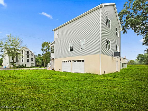 3rd image of 641 Bray Ave