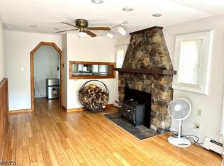 26 Race Track Dr, West Milford, NJ 07421