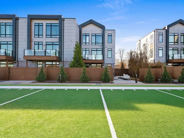 1110 Brookwood Dr, Green Bay, WI 54304