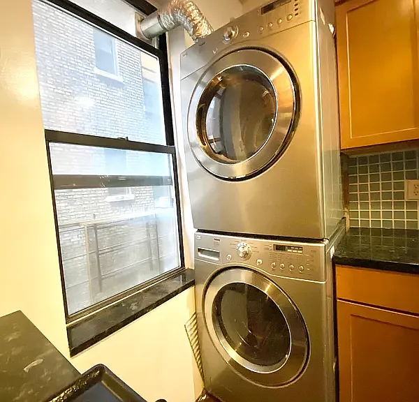 160 Claremont Ave #2D — Photo 5
