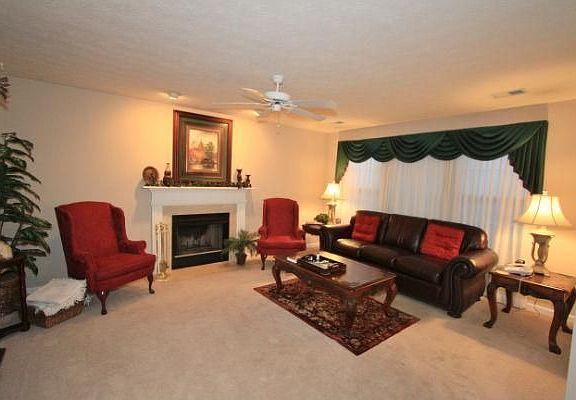 5th image of 3817 Landridge Dr
