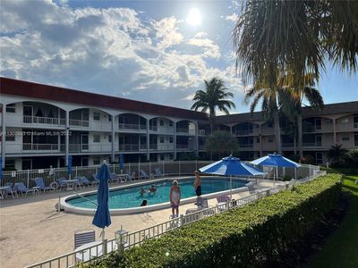 501 Blue Heron Dr APT 121-A, Hallandale Beach, FL, 33009