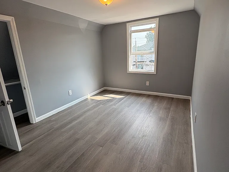 59 Tillinghast St #3R — Photo 5