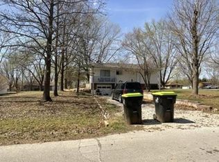 1700 S Jackson St, El Dorado Springs, MO 64744