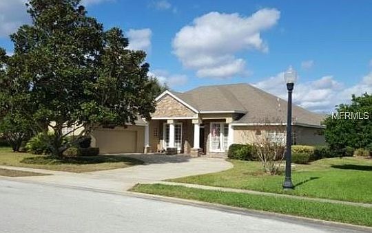 1st image of 404 Caddie Dr
