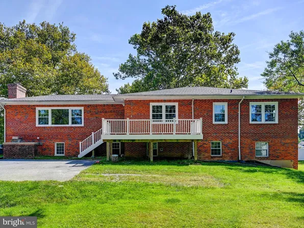 323 Academy Ave, Reisterstown, MD 21136