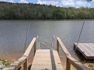 605 Living Waters Dr, Great Falls, SC 29055