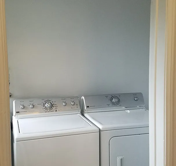 420 N Ave 66 — Photo 8
